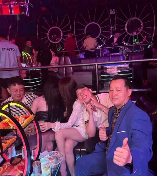 TIỆC TÙNG CÙNG KHÁNH QL 303